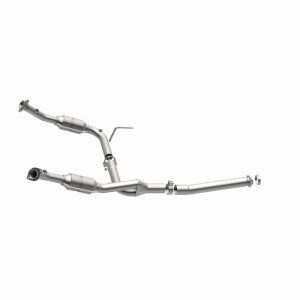 Ford Explorer Catalytic Converter - Magnaflow - HM Grade, Direct-Fit, Federal/EPA Compliant, Y-Pipe Assembly, Stainless Steel - `04-`05