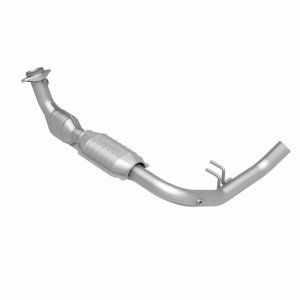 Ford Expedition Catalytic Converter - Magnaflow - HM Grade Direct-Fit - `99-`02