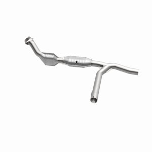Ford Expedition Catalytic Converter - Magnaflow - HM Grade Direct-Fit - `01-`02