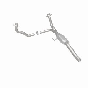 Dodge Durango Catalytic Converter - Magnaflow - Direct Fit - `00-`03