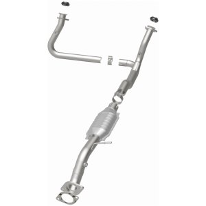 Chevrolet Blazer Catalytic Converter - Magnaflow - HM Grade Direct-Fit - `00-`05