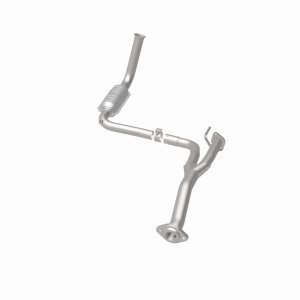Jeep Liberty Catalytic Converter - Magnaflow - HM Grade Direct-Fit - 2004 Jeep Liberty Catalytic Converter - Magnaflow - HM Grade Direct-Fit - 2004