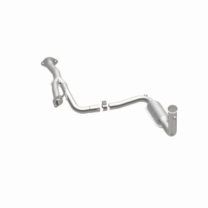 Jeep Liberty Catalytic Converter - Magnaflow - HM Grade Direct-Fit - 2004 Jeep Liberty Catalytic Converter - Magnaflow - HM Grade Direct-Fit - 2004