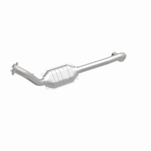 Dodge Ram 1500 Catalytic Converter - Driver Side - Magnaflow - HM Grade Direct-Fit, Federal/EPA Compliant - `04-`05