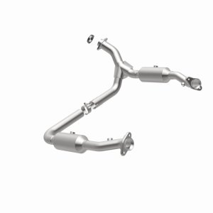 Ford Explorer Sport Trac Catalytic Converter - Magnaflow - HM Grade Direct-Fit - `07-`10 Ford Explorer Sport Trac Catalytic Converter - Magnaflow - HM Grade Direct-Fit - `07-`10