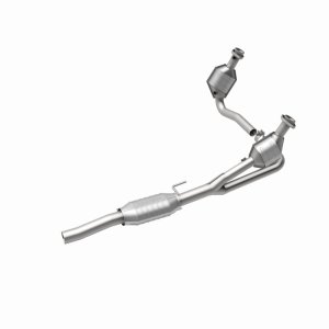 Dodge Dakota Catalytic Converter - Magnaflow - Direct-Fit, HM Grade - `00-`03