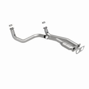 Chevrolet C3500 Catalytic Converter - Magnaflow - HM Grade Federal/EPA Compliant Direct-Fit - `98-`00