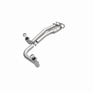 Chevrolet C3500 Catalytic Converter - Magnaflow - HM Grade Federal/EPA Compliant Direct-Fit - `98-`00
