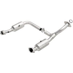 Ford Explorer Catalytic Converter - Magnaflow - HM Grade Direct-Fit - `06-`10 Ford Explorer Catalytic Converter - Magnaflow - HM Grade Direct-Fit - `06-`10