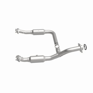 Ford Explorer Sport Trac Catalytic Converter - Magnaflow - HM Grade Direct-Fit - `07-`10