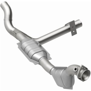 Ford Expedition Catalytic Converter - Magnaflow - Direct Fit, HM Grade - `01-`02