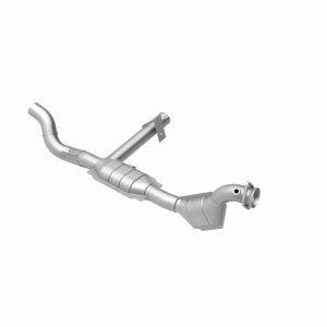 Ford F-150 Catalytic Converter - Magnaflow - Direct Fit, HM Grade - `01-`03