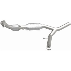 Ford F-150 Catalytic Converter - Magnaflow - HM Grade Direct-Fit - `04-`08 Ford F-150 Catalytic Converter - Magnaflow - HM Grade Direct-Fit - `04-`08