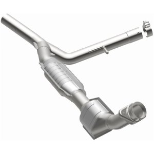 Ford F-150 Catalytic Converter - Magnaflow - HM Grade Direct-Fit - `04-`08 Ford F-150 Catalytic Converter - Magnaflow - HM Grade Direct-Fit - `04-`08