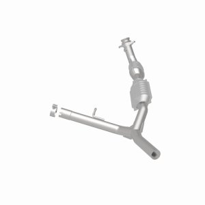 Lincoln Mark LT Catalytic Converter - Magnaflow - HM Grade Direct-Fit - `06-`08