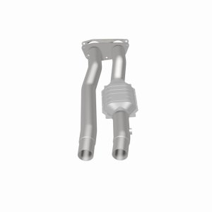 Chevrolet K2500 Catalytic Converter - Rear - Magnaflow - HM Grade, Direct-Fit - `96-`00