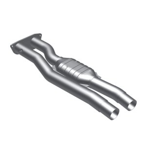 Chevrolet K2500 Catalytic Converter - Rear - Magnaflow - HM Grade, Direct-Fit - `96-`00 Chevrolet K2500 Catalytic Converter - Rear - Magnaflow - HM Grade, Direct-Fit - `96-`00