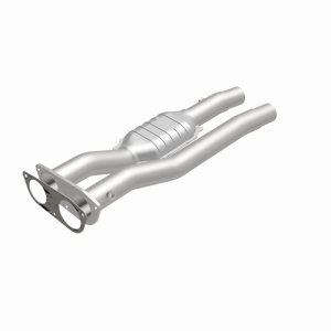 Chevrolet K2500 Catalytic Converter - Rear - Magnaflow - HM Grade, Direct-Fit - `96-`00