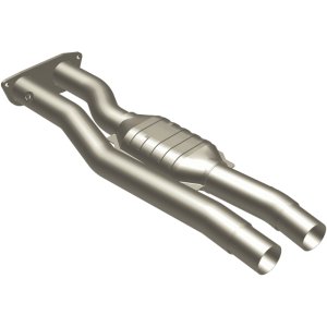Chevrolet K2500 Catalytic Converter - Rear - Magnaflow - HM Grade, Direct-Fit - `96-`00