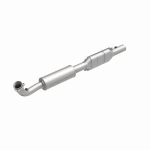 Chevrolet Express 3500 Catalytic Converter - Magnaflow - HM Grade Direct-Fit - `96-`00