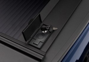 Chevrolet Silverado 2500 HD Tonneau Cover - Retrax - RetraxONE MX, Matte One Piece Polycarbonate Finish - `15-`19