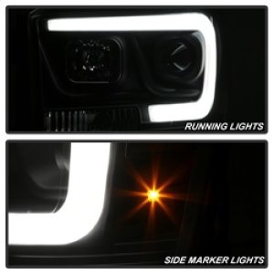 Dodge Ram 1500 Headlight Set - SPYDER - Version 2 - Light Bar DRL - Projector - Black - `06-`08