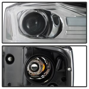 Nissan Armada Headlights - SPYDER - V2 Projector - Chrome - `04-`07