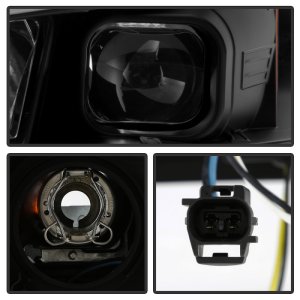 Toyota 4Runner Headlights - SPYDER - Projector w/Seq. LED Turn Signal - Black - `14-`20 Toyota 4Runner Headlights - SPYDER - Projector w/Seq. LED Turn Signal - Black - `14-`20