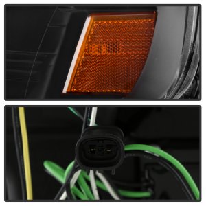 Toyota 4Runner Headlights - SPYDER - Projector w/Seq. LED Turn Signal - Black - `14-`20 Toyota 4Runner Headlights - SPYDER - Projector w/Seq. LED Turn Signal - Black - `14-`20