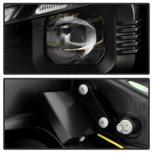 Volkswagen Golf Headlights - SPYDER - APEX Series, High-Power LED - Black - `18-`21