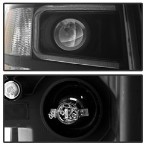 Chevrolet Silverado 2500 HD Headlights - Front - SPYDER - xTune Projector, Light Tube Style - Black - `07-`13
