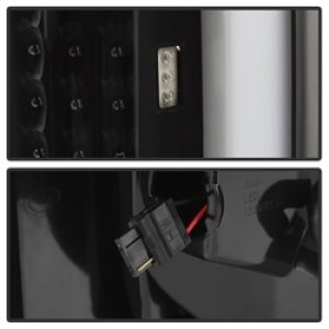 Ford F-250 Super Duty Tail Lights - SPYDER - xTune LED - Black - `17-`18