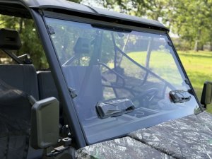 CFMoto UForce 1000 Windshield - Seizmik - Toolless Hardcoated - `25-`27
