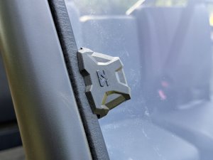 CFMoto UForce 1000 Windshield - Seizmik - Toolless Hardcoated - `25-`27