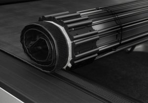 Chevrolet Silverado 1500 Roll-Up Bed Cover - Truxedo - Sentry - Black - `14-`18