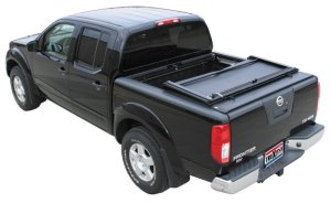 Nissan Titan Tonneau Cover - Truxedo - Deuce - Black - `08-`15