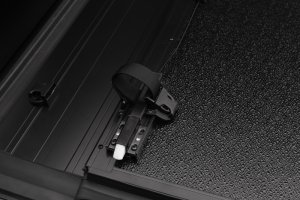 Honda Ridgeline Tonneau Cover - Undercover - Flex - Black Textured - `17-`25