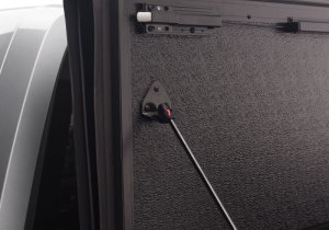 Honda Ridgeline Tonneau Cover - Undercover - Flex - Black Textured - `17-`25