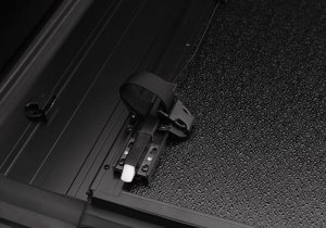 Honda Ridgeline Tonneau Cover - Undercover - Flex - Black Textured - `17-`25