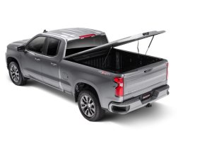Chevrolet Silverado 2500 HD Tonneau Cover - Undercover - Elite LX - Ebony Twilight Metallic - `20-`23