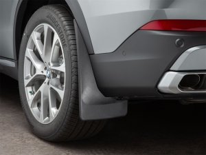 BMW X5 Mudflaps - Rear - WeatherTech - No-Drill DigitalFit - Black - `24-`26