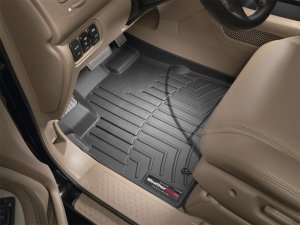 Honda Pilot FloorLiner - Front - WeatherTech - DigitalFit - Black - 2005