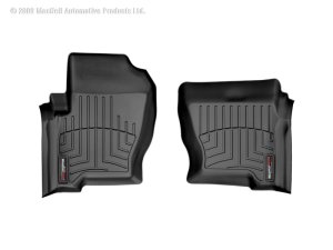 Land Rover LR3 Floor Liners - Front - WeatherTech - FloorLiner DigitalFit - Black - `05-`09