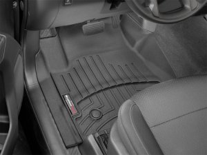 GMC Sierra FloorLiner - Front - WeatherTech - DigitalFit - Black - `19-`27