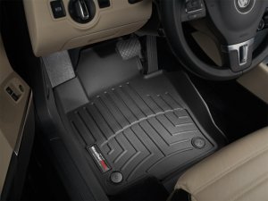 Volkswagen Passat FloorLiner - Front - WeatherTech - DigitalFit - Black - `06-`08