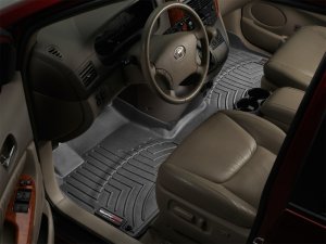 Toyota Sienna FloorLiner - Front - WeatherTech - DigitalFit - Black - `05-`10