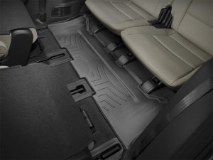 Hyundai Santa Fe Floor Liner - Rear - WeatherTech - FloorLiner DigitalFit, HighDensity TriExtruded (HDTE) Material - Black - `13-`27