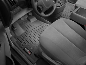 Kia Sedona FloorLiner - Front - WeatherTech - DigitalFit - Black - `06-`12