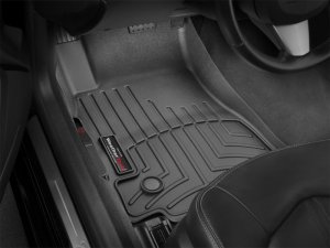 Cadillac CTS-V FloorLiner - Front - WeatherTech - DigitalFit - Black - `11-`14 Cadillac CTS-V FloorLiner - Front - WeatherTech - DigitalFit - Black - `11-`14