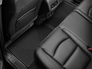 Chevrolet Equinox Floor Mats - Rear - WeatherTech - All-Weather Rubber - Black - `18-`27